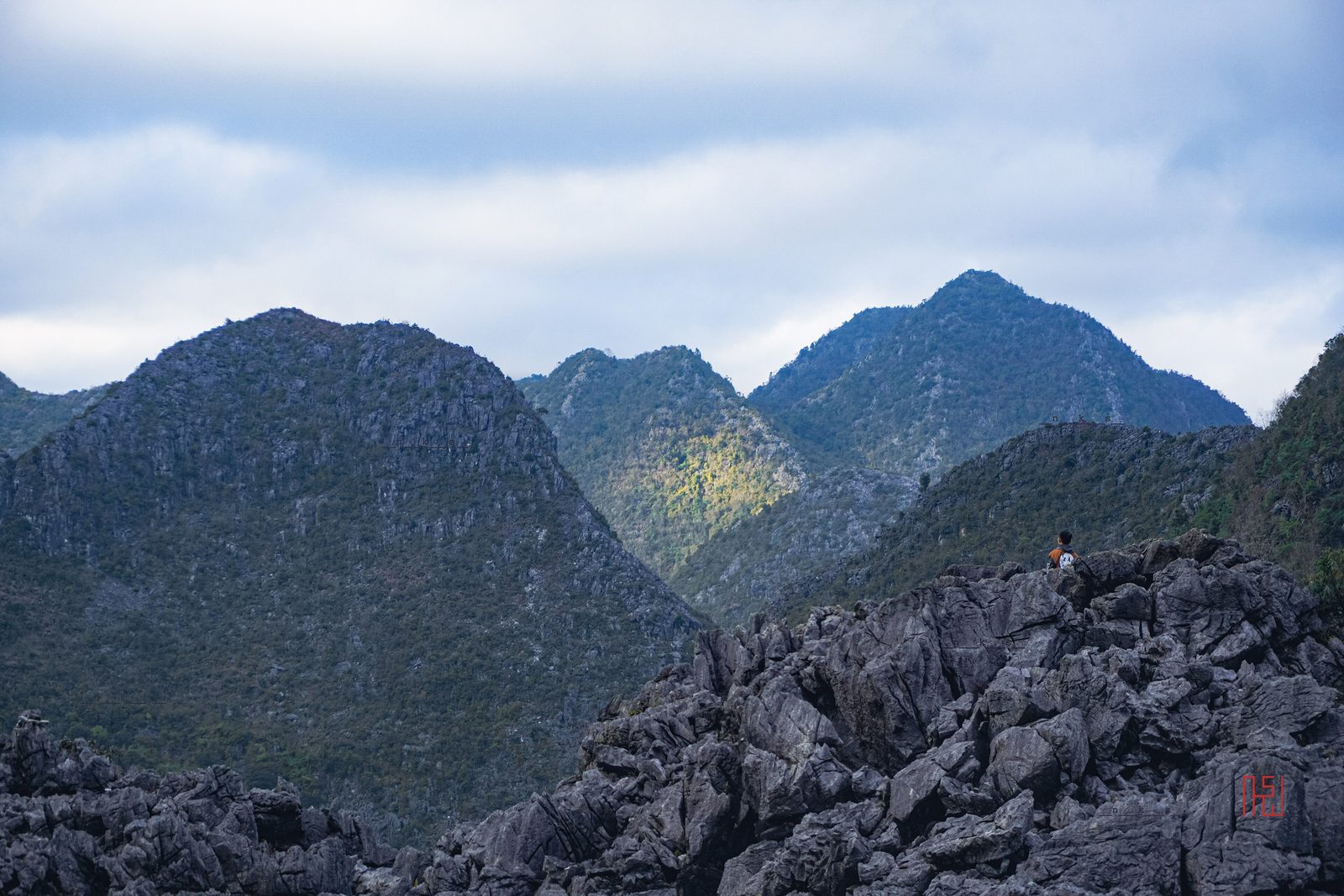 Grey limestone peaks of the Đồng Văn karst plateau