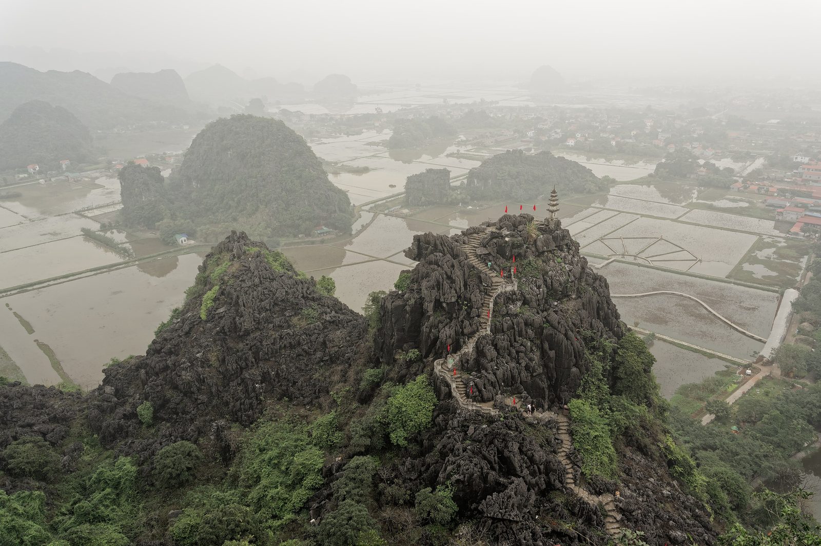 Karst peaks and rice fields seen from the top of Hang Múa